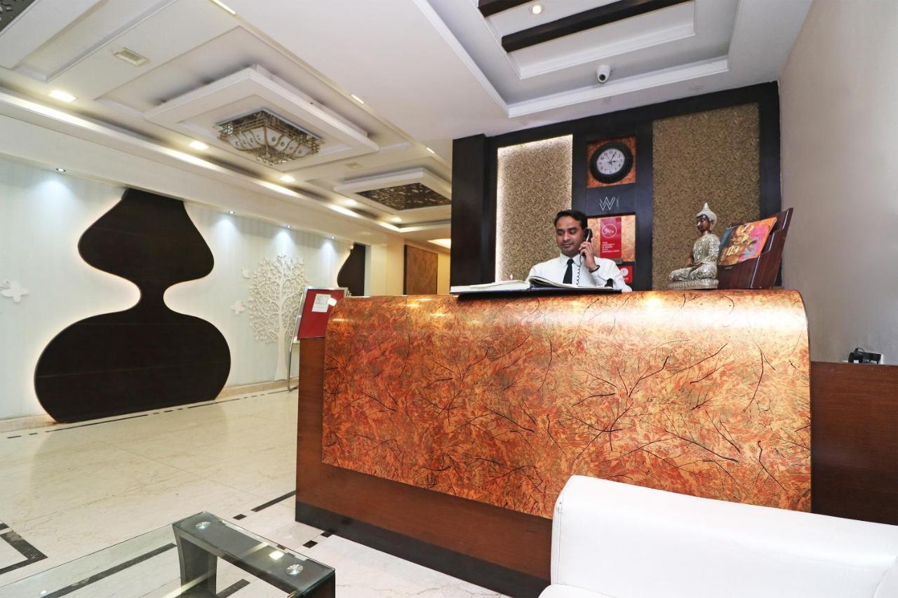 Puja Residency Hotel Varanasi Eksteriør billede